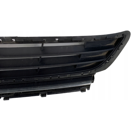 KRATKA ZDERZAKA PRZÓD VW GOLF VII 5G0853677A
