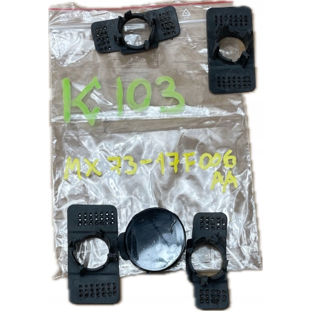 K103 JAGUAR XE X760 MOCOWANIE KOSZYKI ZAŚLEPKA PDC PRZÓD LX73-17F011-ABW