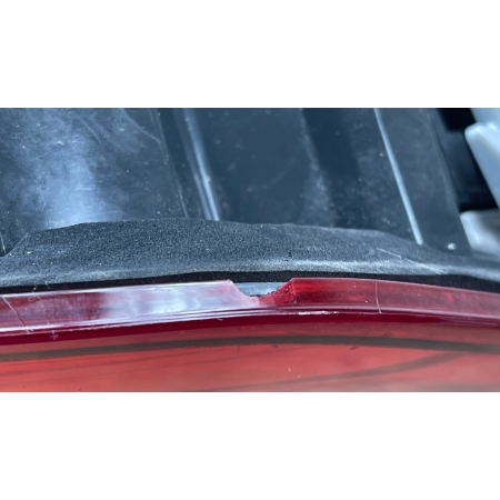 BMW 2 F45 LAMPA LEWA TYŁ TYLNA W KLAPĘ 7461477