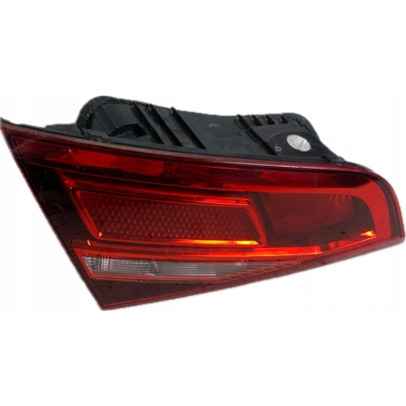 AUDI A3 8V SPORTBACK LIFT LAMPA LEWA TYŁ TYLNA KLAPY 8V4945075 18.07.17