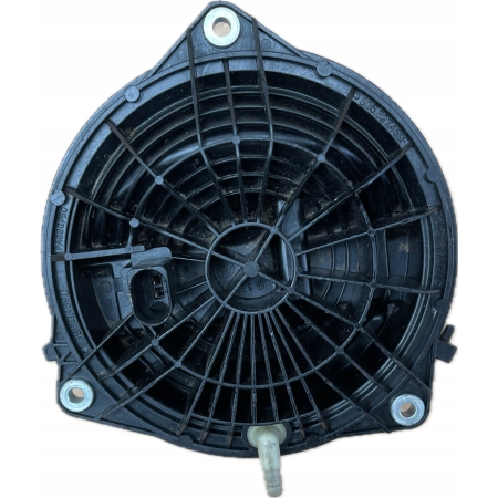 VW GOLF VII KLAMKA EMBLEMAT LOGO KLABY BAGAŻNIKA TYŁ 5G9827469D 5G6827469F