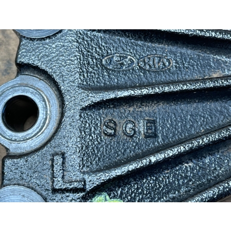 B3 KIA CARNIVAL IV 2020 - 3.5 ŁAPA UCHWYT WSPORNIK LEWY SILNIKA 84126-R0000