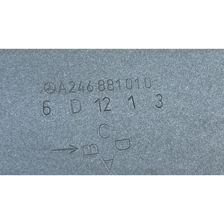 MERCEDES B-KLASA W246 BŁOTNIK PRZÓD LEWY PRZEDNIU A246881010
