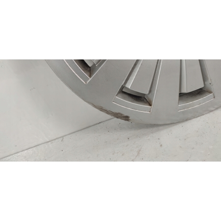 AK80 KOŁPAK AUDI A4 B9 8W0601147 ORYGINAŁ 16