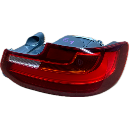 61 BMW 2 F22 F23 LAMPA PRAWA TYŁ TYLNA 7295424 17.11.15