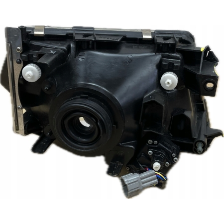 NISSAN PATROL GR Y61 1997 - 2004 LAMPA LEWA PRZÓD PRZEDNIA