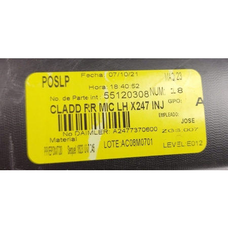 MERCEDES GLB A247 LISTWA DRZWI LEWY TYŁ TYLNA A2477371800