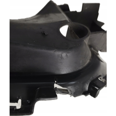KIEROWNICA POWIETRZA PRZÓD MERCEDES C-KLASA W205 A2055051830
