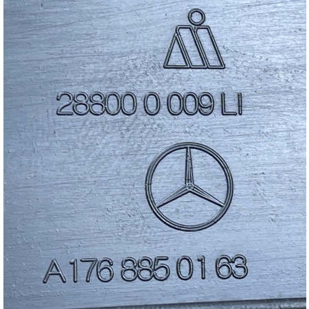 MERCEDES A-KLASA W176 LIFT ŚLIZG ZDERZAKA LEWY PRZÓD MOCOWANIE A1768850163