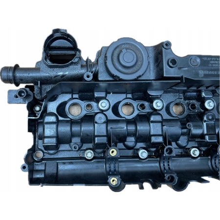 BMW F07 F10 F11 F15 N47N POKRYWA ZAWORÓW 8570828