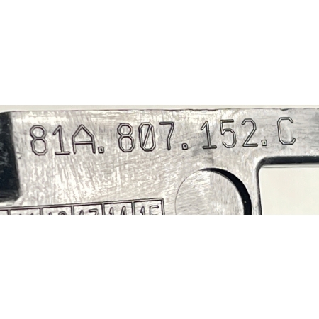 ORYGINALNA AUDI Q2 S-LINE KRATKA ZDERZAKA PRAWA PRZÓD 81A807152C