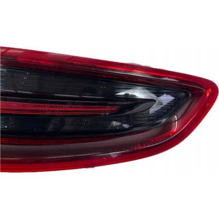 PORSCHE MACAN 95B LAMPA PRAWA TYŁ BŁOTNIKA 95B945096D 04.03.15