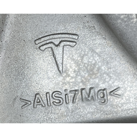 TESLA MODEL  Y ZWROTNICA PRAWA TYŁ TYLNA 1188416-00-F