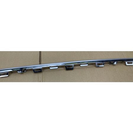 MERCEDES A-KLASA W177 LISTWA CHROM ZDERZAKA PRZÓD A1778855601
