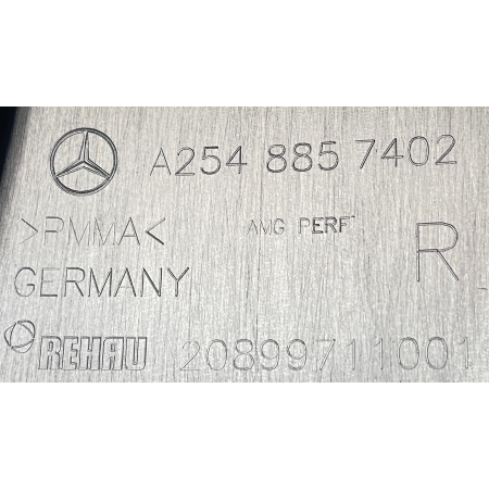 MERCEDES GLC II 2022 - AMG KRATKA PRAWA LISTWA ZDERZAKA PRAWA A2548857402