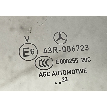 MERCEDES EQC N293 SZYBA KAROSERYJNA TRÓJKĄT LEWA TYŁ CIEMNA A2936701500