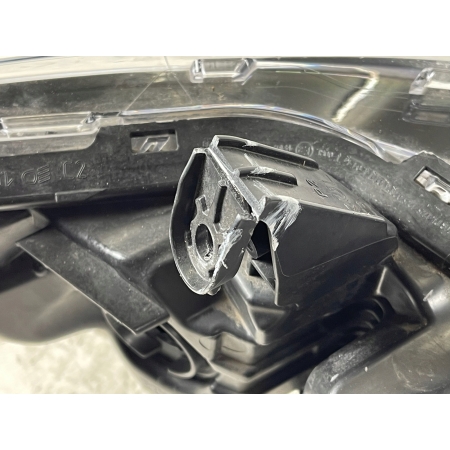 TOYOTA AURIS II 2 LIFT 2015 - LAMPA LEWA PRZÓD 81170-02K30 23.02.2020