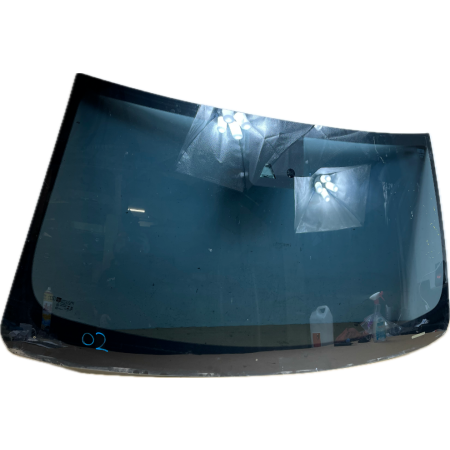 O2 CADILLAC ESCALADE IV 2014 - SZYBA CZOŁOWA PRZEDNIA