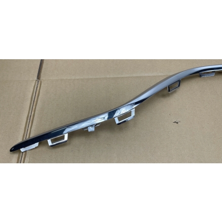 MERCEDES A-KLASA W177 LISTWA CHROM ZDERZAKA PRZÓD A1778855601