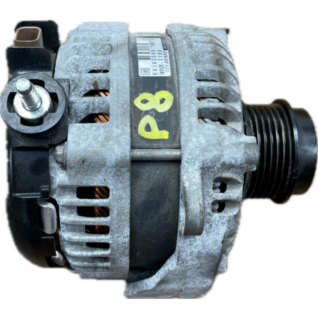 P8 GMC YUKON XL DENALI IV 2015 - 6.2 V8 ALTERNATOR GM 84143540