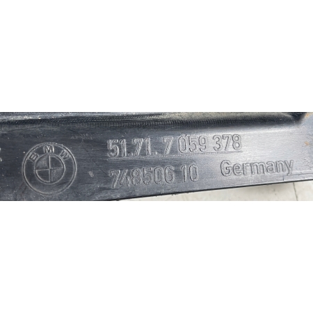 NADKOLE PRAWE PRZÓD BMW E90 E91 7059378