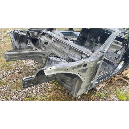 U9 CHEVROLET CAMARO VI 16- ĆWIARTKA PODŁUŻNICA LEWA PRZÓD KIELICH