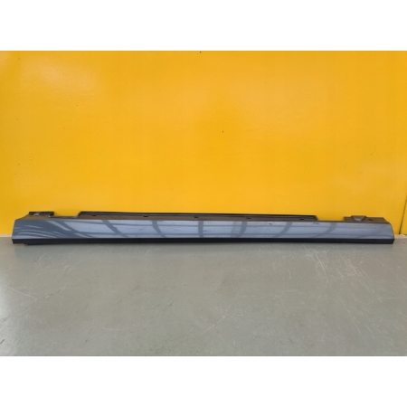 LISTWA PROGOWA LEWA MERCEDES 212 A2126900140