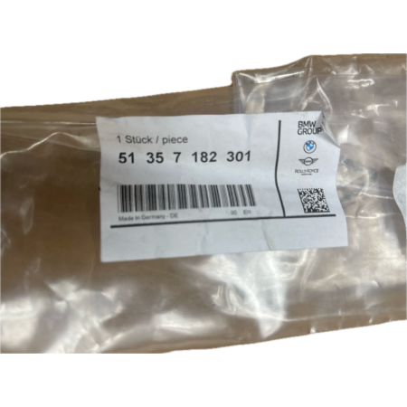 BMW  5 F10 F11 USZCZELKA USZCZELKA DRZWI LEWA TYŁ DOLNA 7182301
