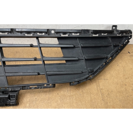 HYUNDAI TUCSON IV 4 N-LINE KRATKA ŚRODKOWA ZDERZAKA 86531-N7DA0