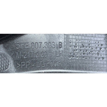 SEAT LEON IV 4 5FE KOMBI ŚLIZG MOCOWANIE ZDERZAKA LEWY TYŁ 5FE807393B