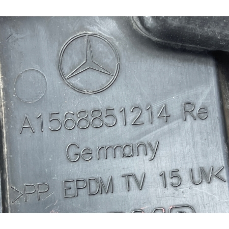 MERCEDES GLA 156 AMG ŚLIZG PRAWY TYŁ MOCOWANIE A1568851214