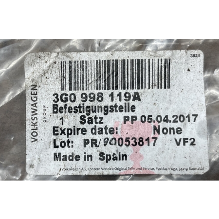 VW PASSAT B8 LISTWA LAMPY LEWA PRZÓD OSŁONA 3G0998119A