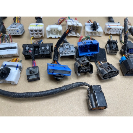 B3 KIA CARNIVAL IV 2020 - KOSTKA WTYCZKA PLUG WIĄZKI PRZEWODÓW ORYGINAŁ