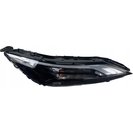 NISSAN X-TRAIL T33 ROGUE LAMPA PRAWA PRZÓD