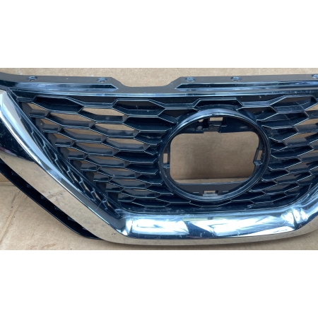 NISSAN QASHQAI J11 LIFT 2017 - KRATKA GRILL ATRAPA ZDERZAKA 62310-HV3