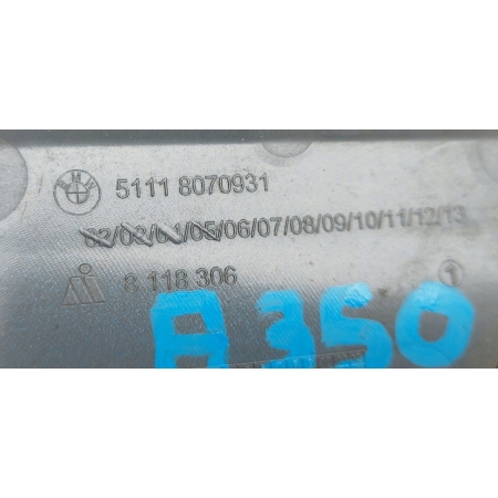 A350 ZAŚLEPKA HAKA ZDERZAKA PRZÓD BMW 1 F40 8070931