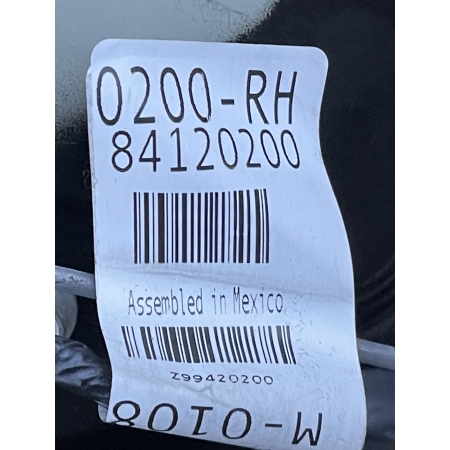 O2 CADILLAC ESCALADE IV 2014 - DRZWI PRAWE PRZÓD PRZEDNIE KOMPLETNE GBA