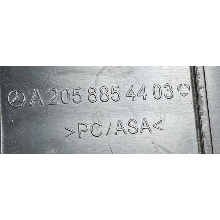 MERCEDES C-KLASA W205 ZAŚLEPKA WYDECHU LEWA ZDERZAKA TYŁ A2058854403