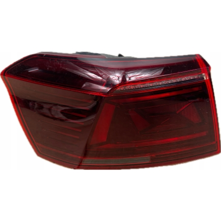 VW PASSAT B8 LIFT KOMBI R-LINE LAMPA LEWA TYŁ BŁOTNIKA 3G9945207M