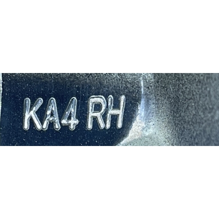 B3 KIA CARNIVAL IV 2020 - PRAWY ZAWIAS MASKI POKRYWY SILNIKA P2M PANTHERA