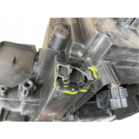 VW TOURAN II 5TA LAMPA PRAWA PRZÓD FULL LED 5TB941036C