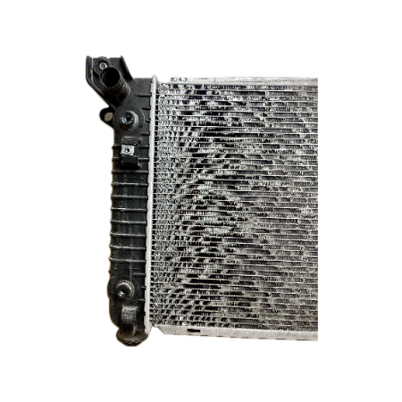 P8 GMC YUKON XL DENALI IV 2015 - 6.2 V8 CHŁODNICA WODY 84164905 84621018