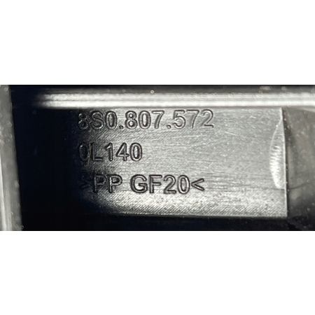 AUDI TT 8S III 2014 - ŚLIZG MOCOWANIE ZDERZAKA TYLNY TYŁ PRAWY 8S0807572