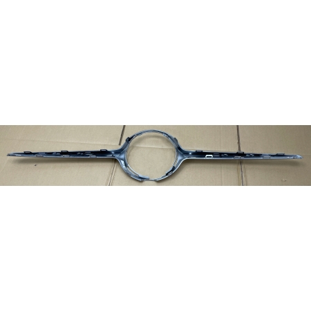MERCEDES C-KLASA W206 LISTWA GRILLA ATRAPY A2068884200