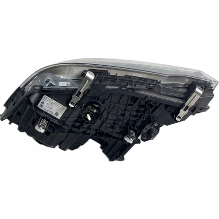 BMW 5 G30 G31 PRAWA PRZÓD LAMPA FULL LED ADAPTIVE LED 8499122 19.05.17