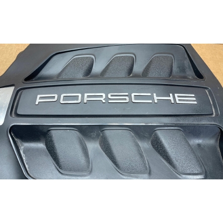 B1 PORSCHE MACAN S 3.0 V6 2015 - GÓRNA OSŁONA SILNIKA 95B103925D
