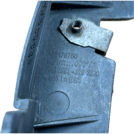 P9 GMC YUKON XL IV 15  ŚLIZG ZDERZAKA TYŁ PRAWY ANH76750 102525826