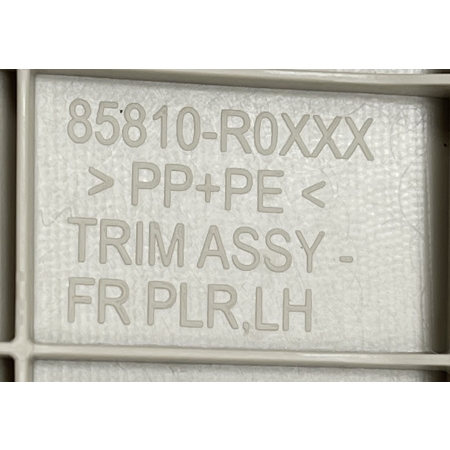 B3 KIA CARNIVAL IV 2020 - OSŁONA SŁUPKA A LEWA PRZÓD 85810-R0000