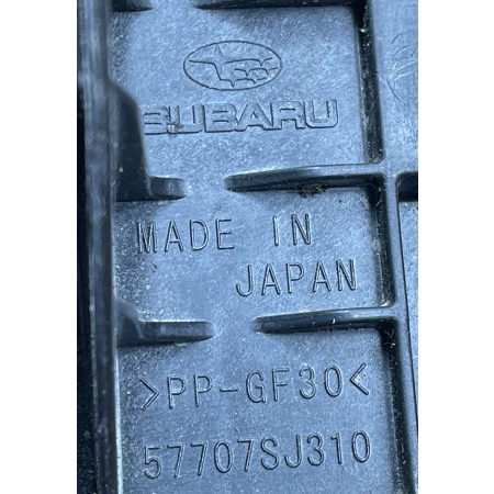 SUBARU FORESTER V  2019 - ŚLIZG ZDERZAKA MOCOWANIE LEWY TYŁ 57707SJ310