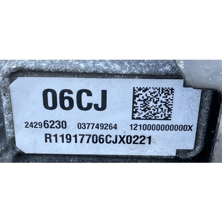 P8 GMC YUKON DENALI XL IV 2015 - SKRZYNIA BIEGÓW ESCALADE 24296230 06JC